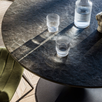 Infinity coffee table with metal structure by Midj