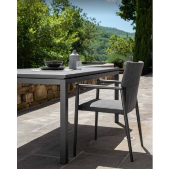 Adam extendable table by Talenti available in two sizes