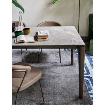 Artic Fast extendable table by Connubia