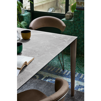 Artic Fast extendable table by Connubia