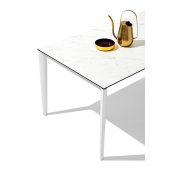 Artic Fast extendable table by Connubia