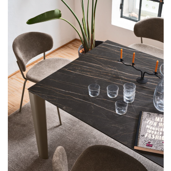 Band CB4857-R extendable table by Connubia