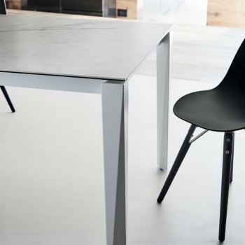 Chef extendable table by Bontempi
