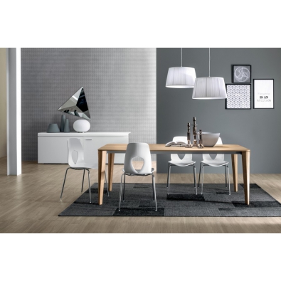 Extendable table Dafne by Tonin with flat wooden frame