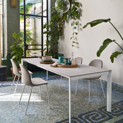 Eminence Evo extendable table by Connubia