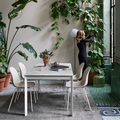 Eminence Evo Fast extendable table by Connubia