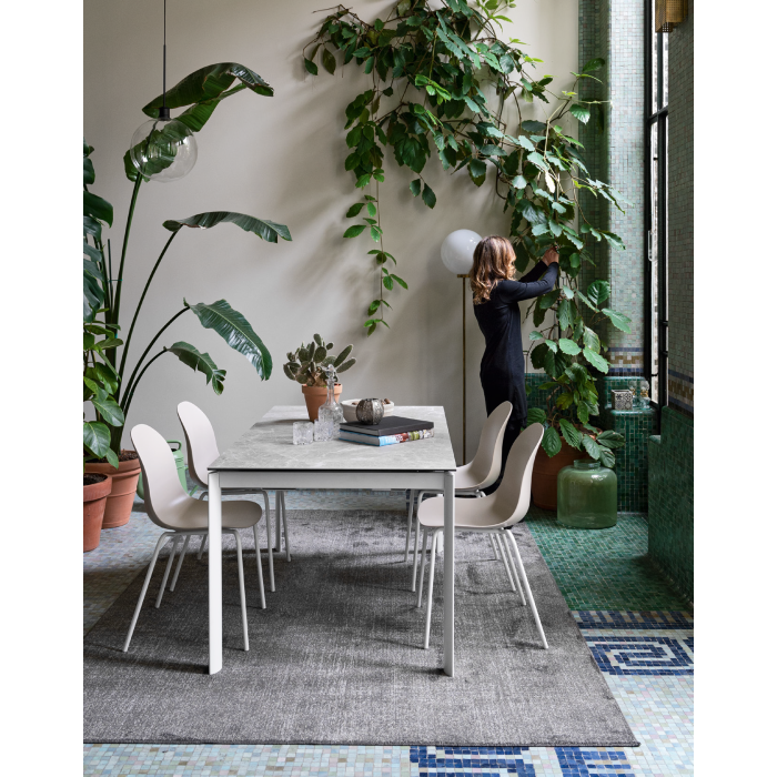 Eminence Evo Fast extendable table by Connubia