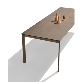 Eminence Evo Fast extendable table by Connubia