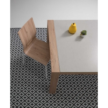 Extendable table in Point House Giove plan with melamine