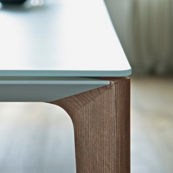 Extendable or fixed Versus table by Bontempi 