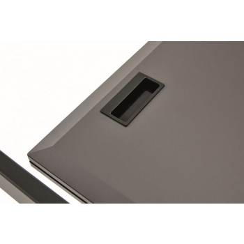 Prisma extendable table by Ingenia Bontempi