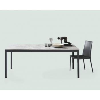 SNAP extendable table by Connubia CB4085