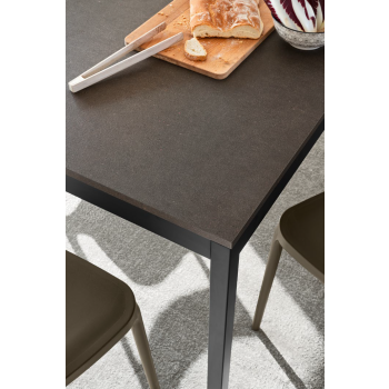 SNAP extendable table by Connubia CB4085