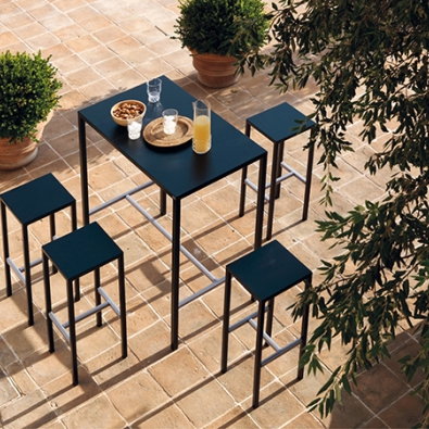 Seaside High Table by Vermobil