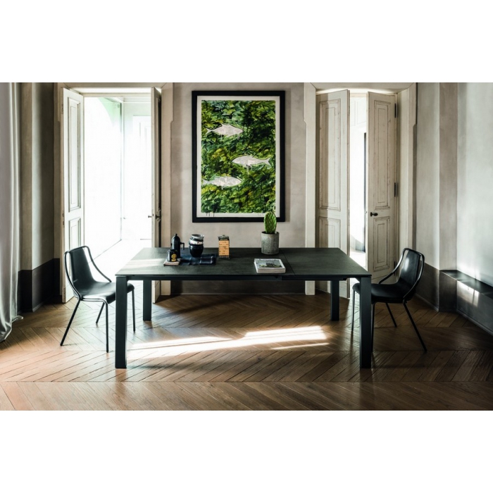 Badù extendable metal table by Midj