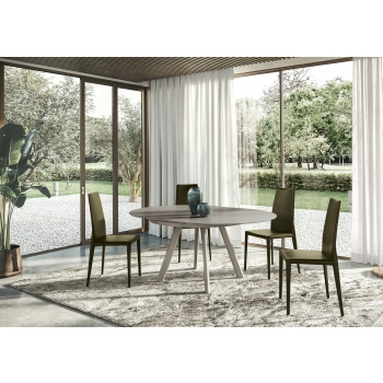 Brooklyn Ingenia Casa table