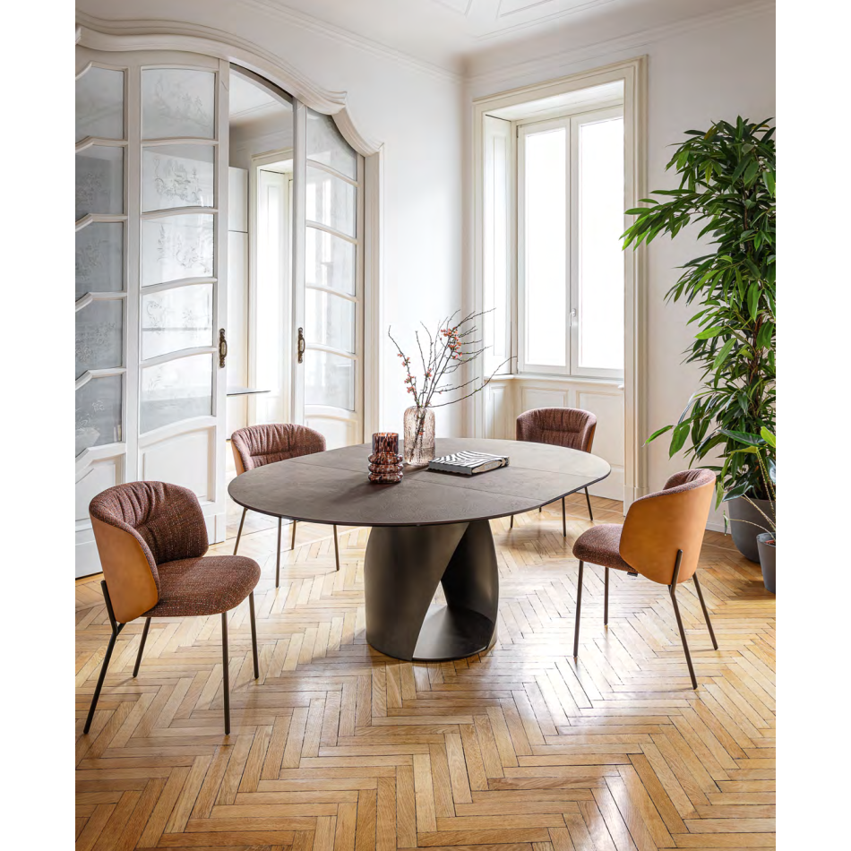 Cyclone table by Calligaris