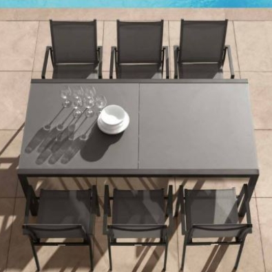 Maiorca extendable outdoor dining table by Talenti