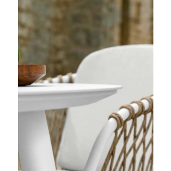 Sofy dining table by Talenti