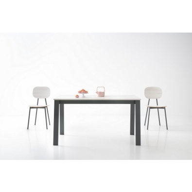Point Plus table by Point House extendable functional kitchen