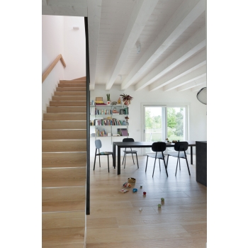 Extendable Diamante Table by Point House
