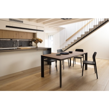 Extendable Diamante Table by Point House