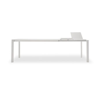 Bontempi's extendable Dublino table