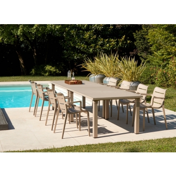 Kate chair without armrests stackable in Scab Design technopolymer