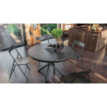 Fahrenheit Round Super Extendable Table