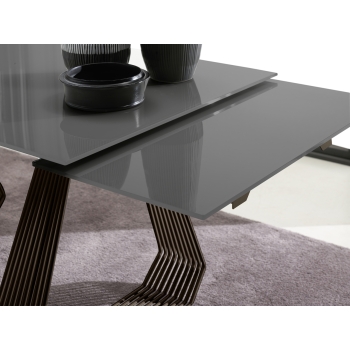Gateway extendable table by Zamagna