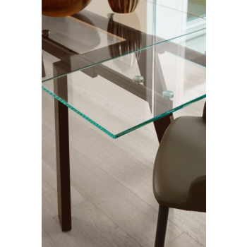 Extendable Gulliver table by Ingenia Bontempi with glass top and steel legs