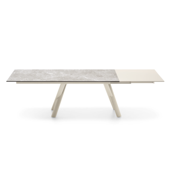 Master CB4867-R table by Connubia