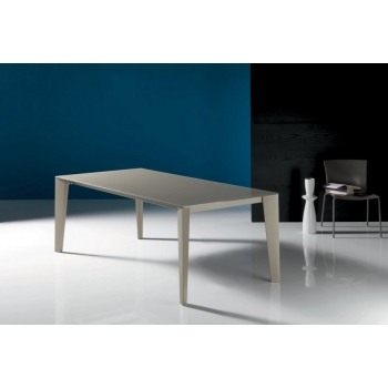 Modern and designer table Cruz by Bontempi in multiple sizes and finishes