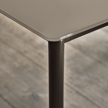 Bontempi Moon table for indoor use