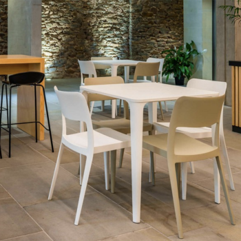 Nenè table with square, rectangular, round and triangular metal structure by Midj