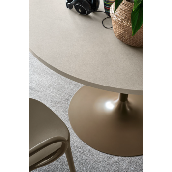 Planet CB4005-FD table by Connubia with metal base