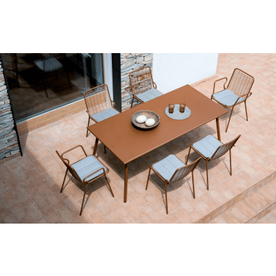 Roma table in different sizes for outdoor Vermobil