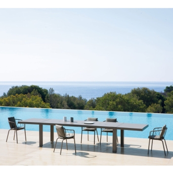 Skyline SK4000 Extendable Outdoor Table Vermobil