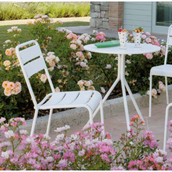 Twist table in different sizes for outdoor Vermobil