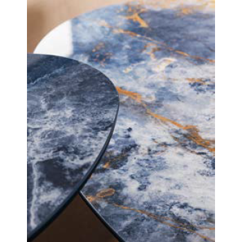 Round extendable West table by Altacorte