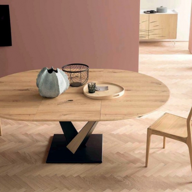 West table by Altacorte extendable round