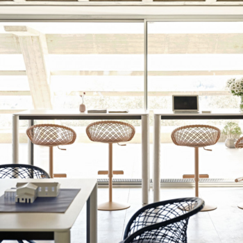 Woody table with metal structure and fixed and extendable stained ash legs by Midj