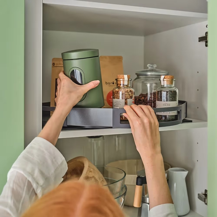 TurnMotion III rotating shelf