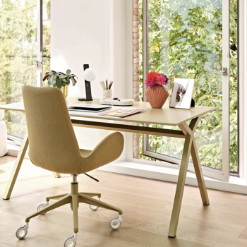 Lampe à poser, lampadaire ou lustre en métal Suspense par Midj