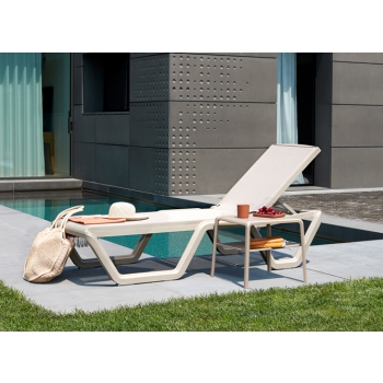 Bain de soleil Tahiti en technopolymère et tissu Scab Design