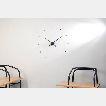 Horloge OJ par Nomon