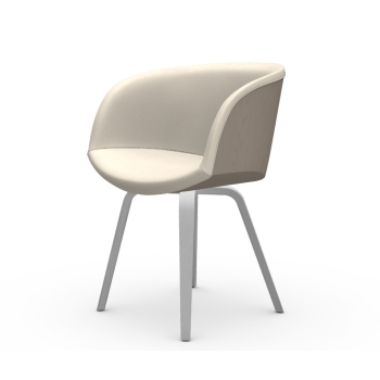 Fauteuil Danny PL TS avec structure en bois et assise recouverte par Midj