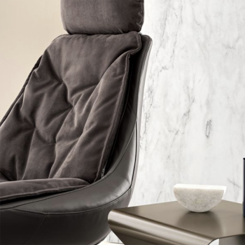 Fauteuil Daya en cuir par Bontempi