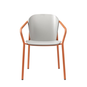Fauteuil Finn en métal et bois avec accoudoirs, par Scab Design