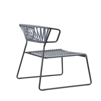 Fauteuil Lisa Lounge Club en fils PVC par Scab design